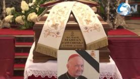 Pożegnanie J E Ks Kardynała Mariana Jaworskiego w Lubaczowie