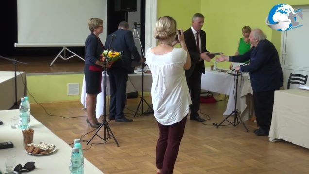 Akt nadania tytułu Honorowego Obywatela Miasta i Gminy Cieszanów panu Adamowi Wolańczykowi