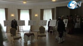 Biblioteka Oleszyce – Występ Dam i Huzarów