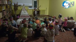 Spektakl dla dzieci ZOSTAŃ INDIANINEM – MBP w Cieszanowie.